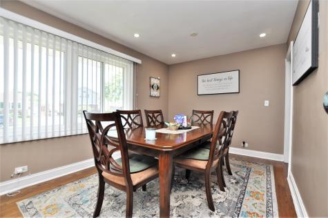 7226 West Conrad Avenue Niles IL 60714
