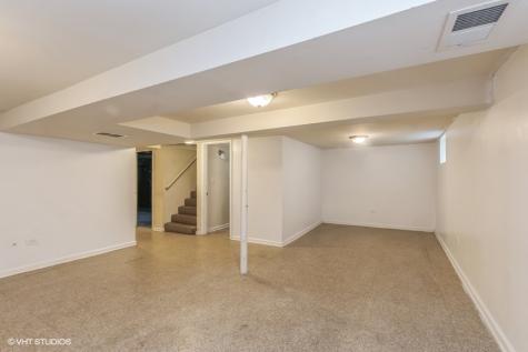 17948 Wentworth Avenue Lansing IL 60438