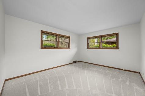 412 West Camp Mcdonald Road Prospect Heights IL 60070