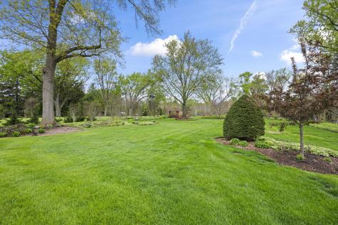 412 West Camp Mcdonald Road Prospect Heights IL 60070