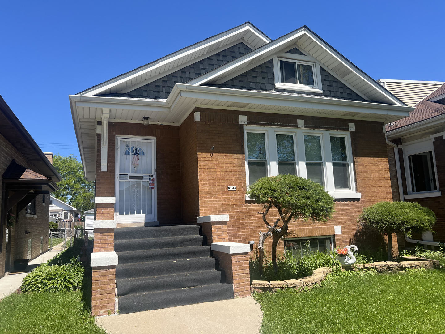 6144 West Roscoe Street Chicago IL 60634
