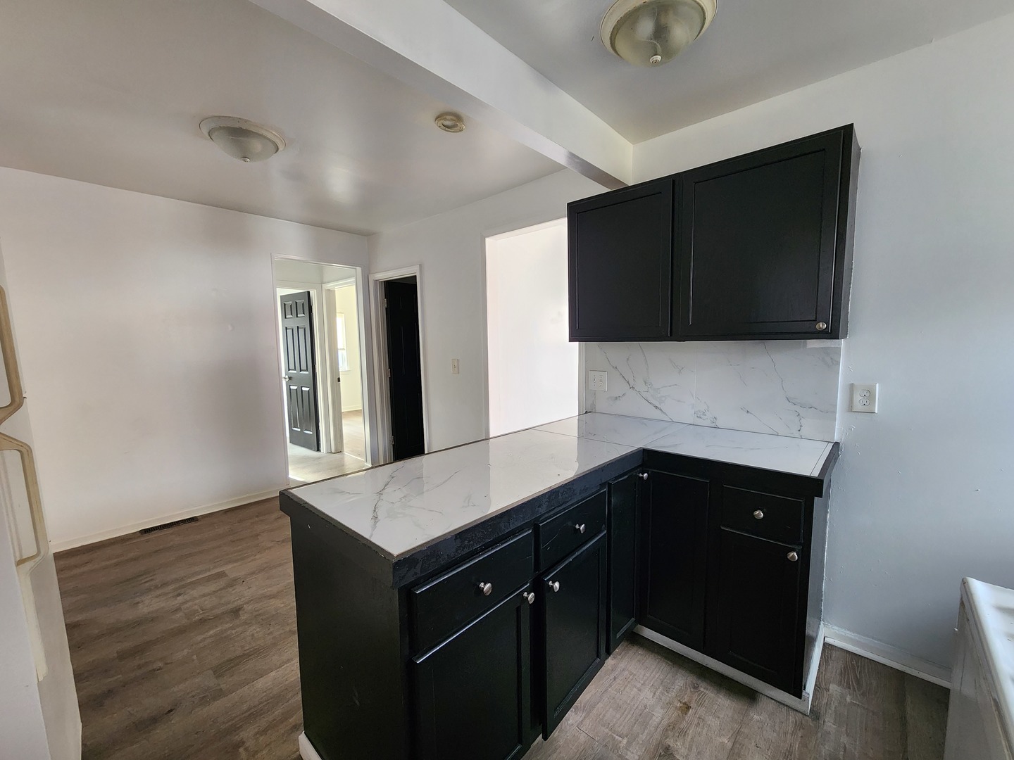 406 South Smith Street Aurora IL 60505