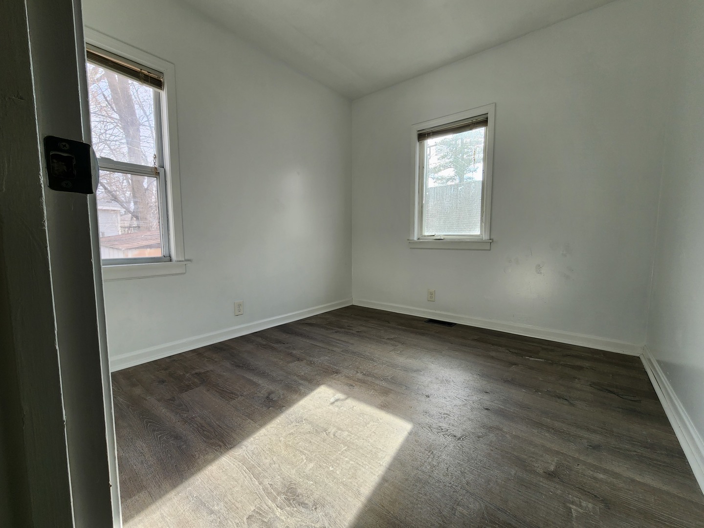 406 South Smith Street Aurora IL 60505