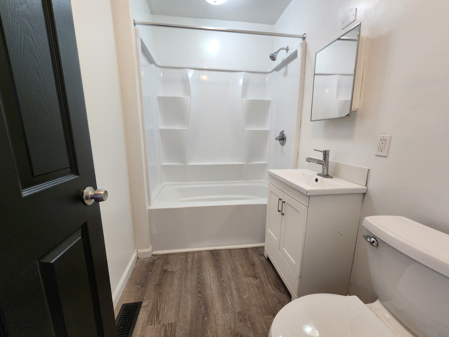 406 South Smith Street Aurora IL 60505