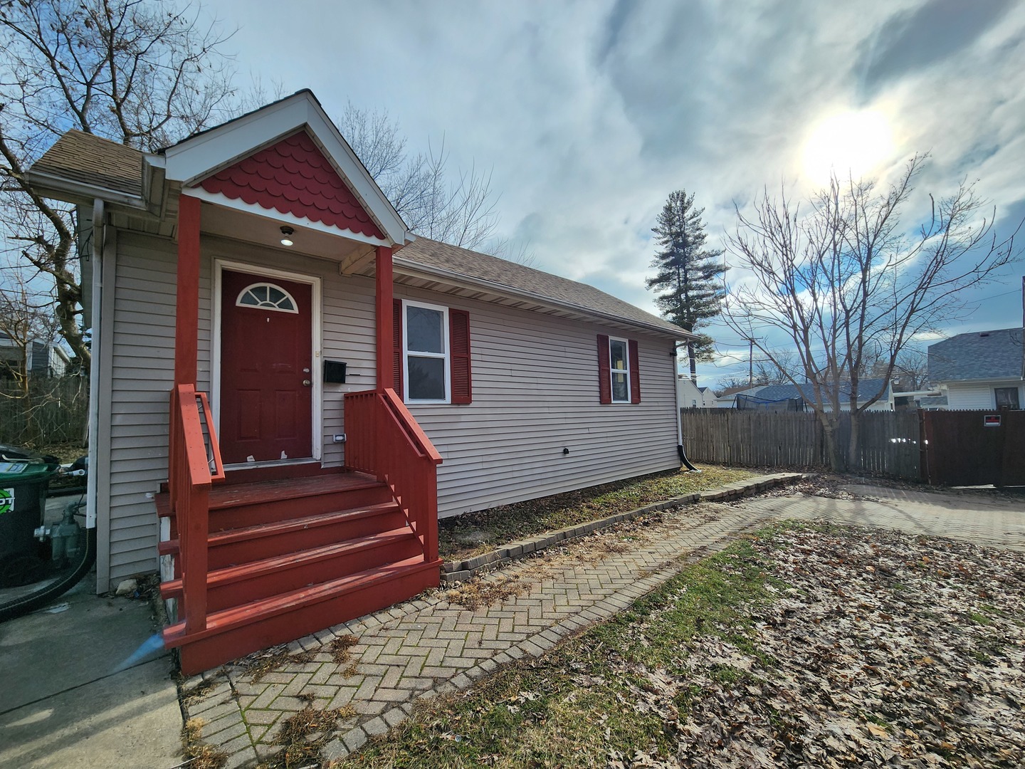 406 South Smith Street Aurora IL 60505