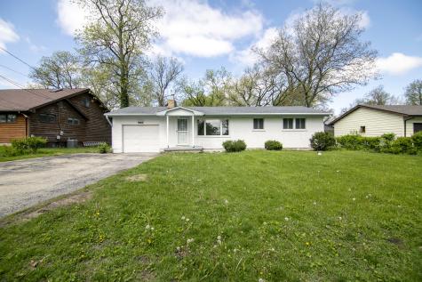988 Spruce Lane St. Anne IL 60964