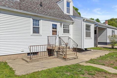 1413 South Monroe Street Streator IL 61364