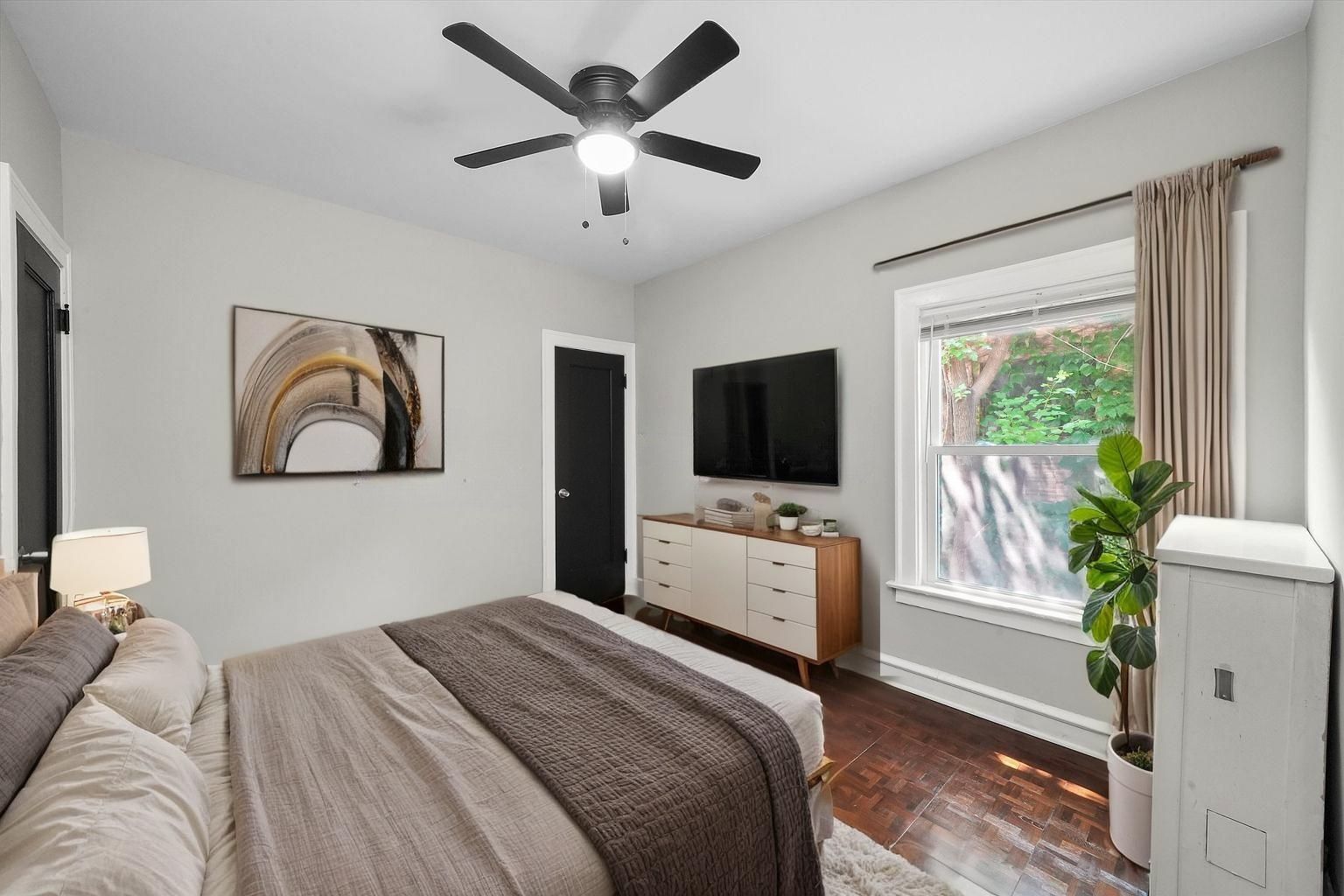 8101 South Kimbark Avenue Chicago IL 60619