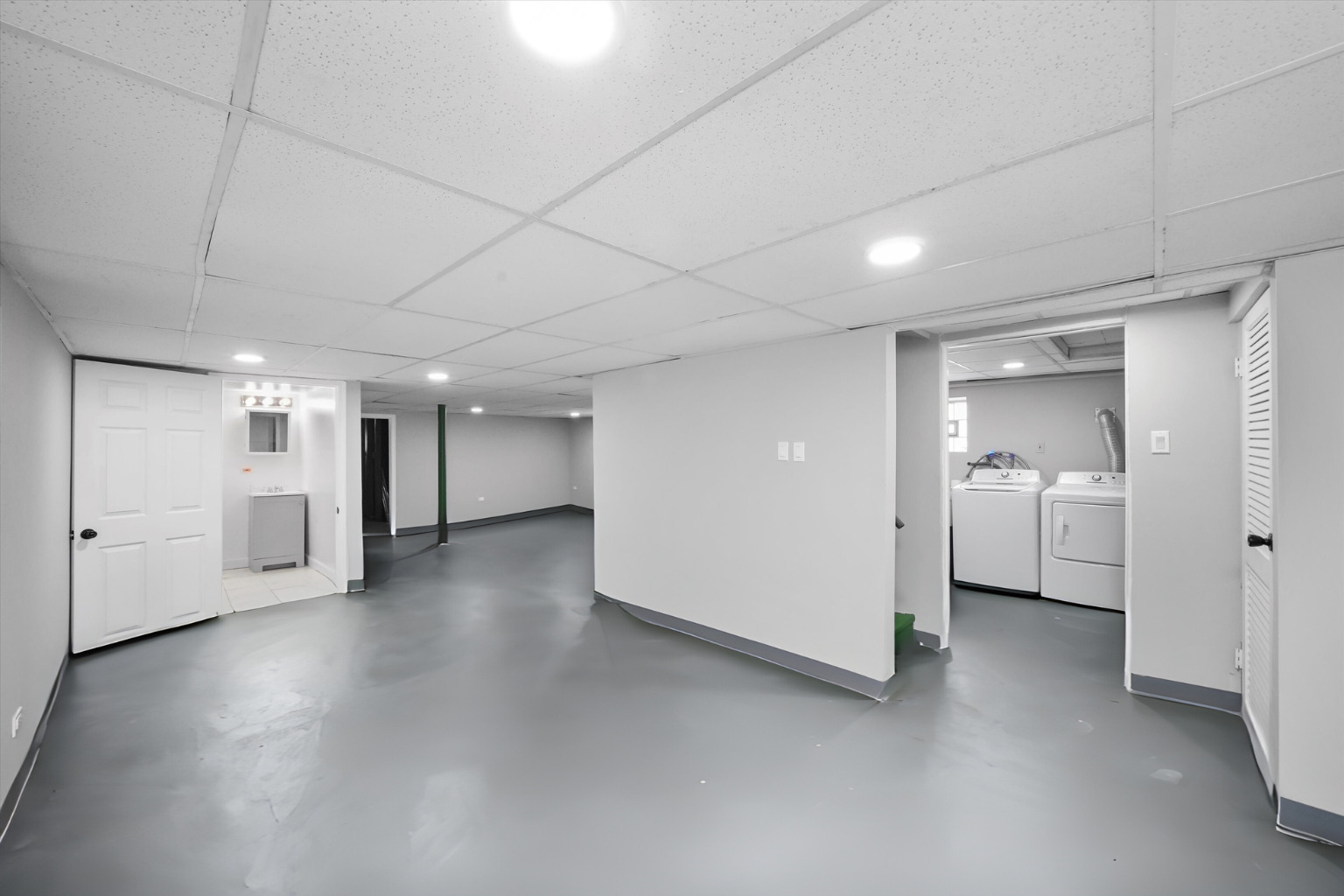 8101 South Kimbark Avenue Chicago IL 60619