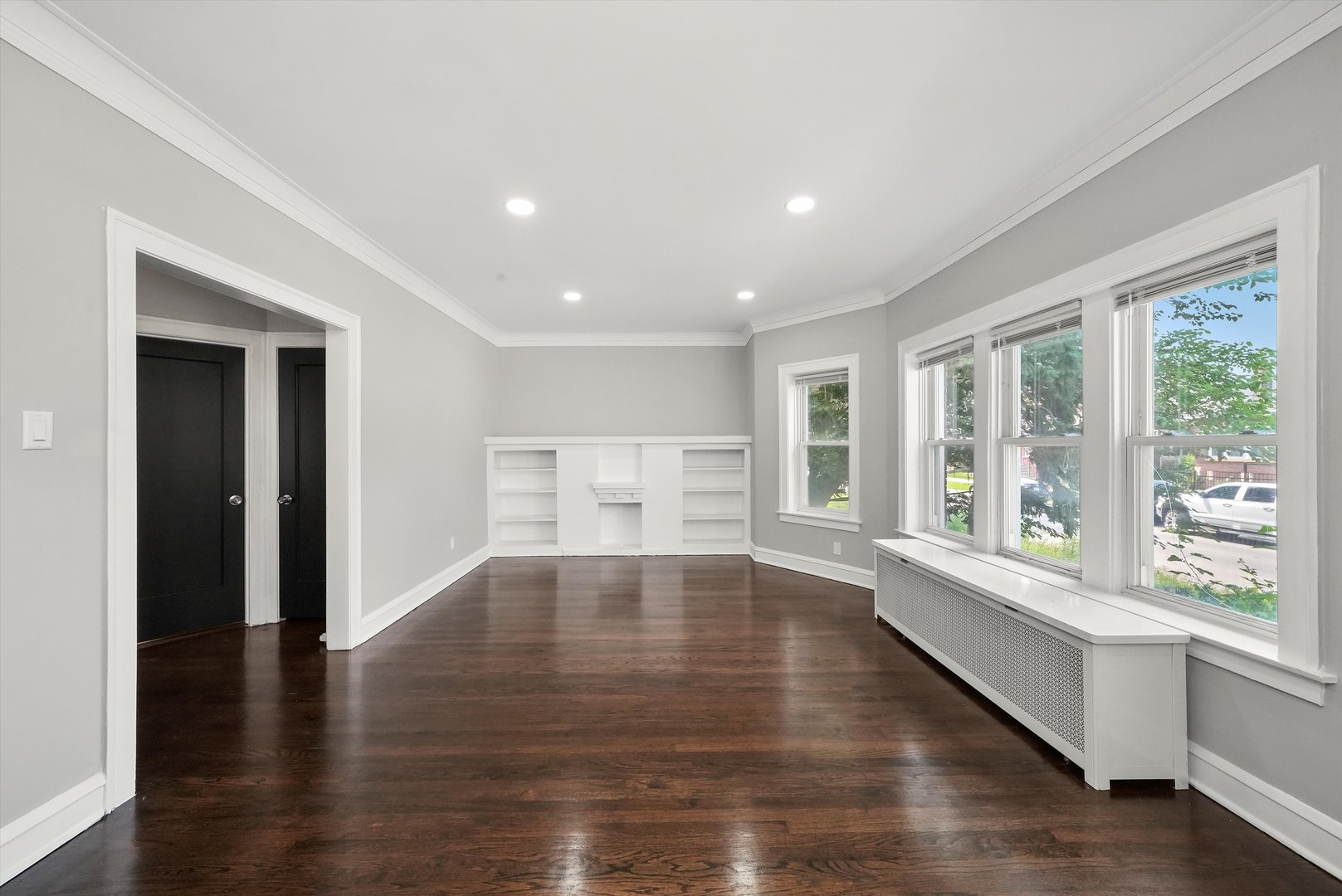 8101 South Kimbark Avenue Chicago IL 60619