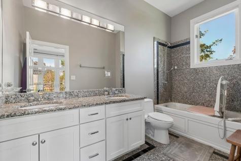 6843 North Kilpatrick Avenue Lincolnwood IL 60712