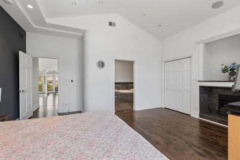 6843 North Kilpatrick Avenue Lincolnwood IL 60712