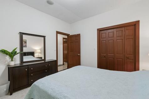 6843 North Kilpatrick Avenue Lincolnwood IL 60712
