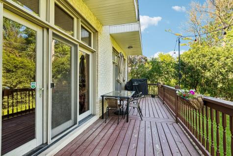 6843 North Kilpatrick Avenue Lincolnwood IL 60712