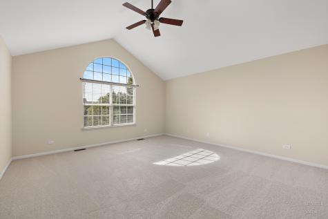 113 Valencia Parkway Gilberts IL 60136