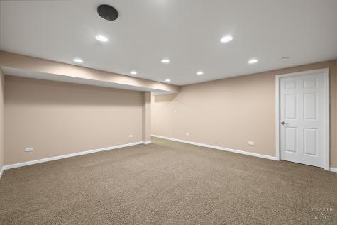 113 Valencia Parkway Gilberts IL 60136