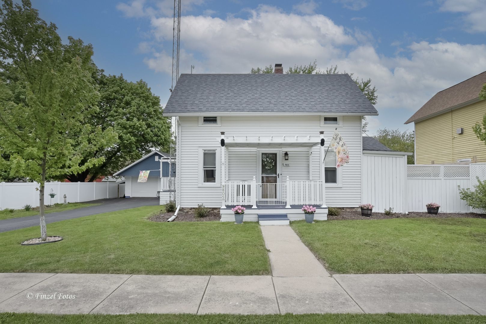 9805 Illinois Street Hebron IL 60034