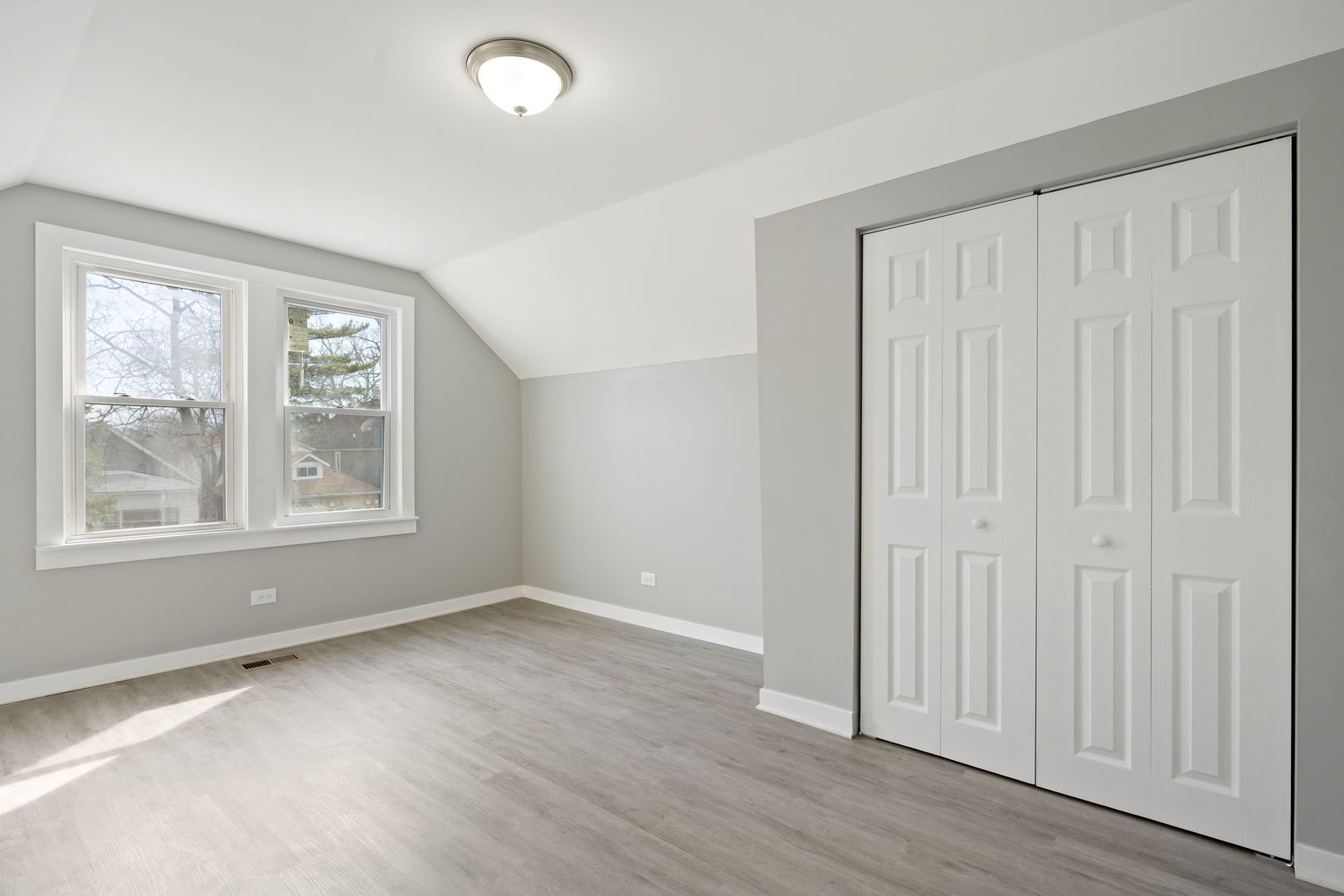 8048 South Avalon Avenue Chicago IL 60619