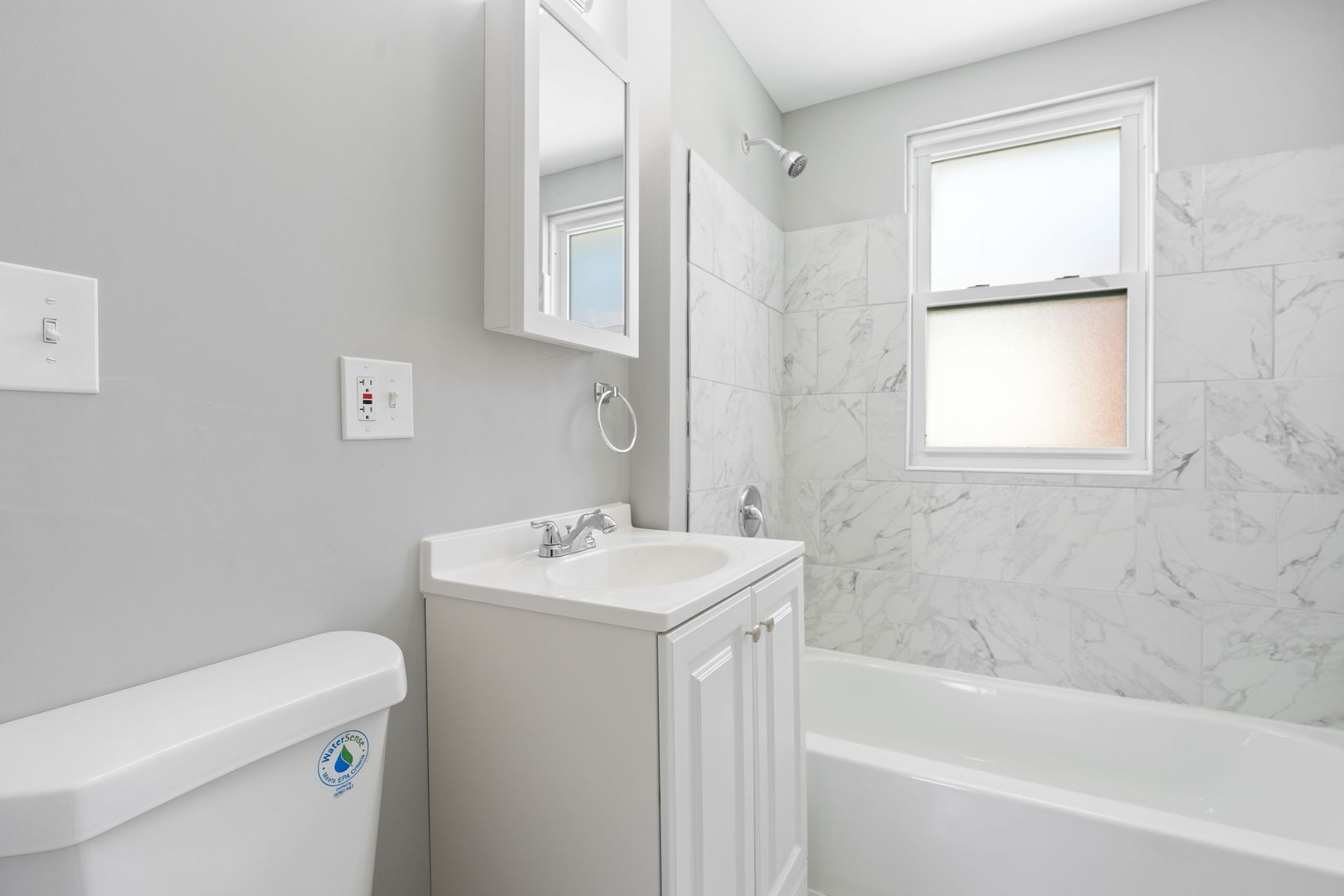 8048 South Avalon Avenue Chicago IL 60619