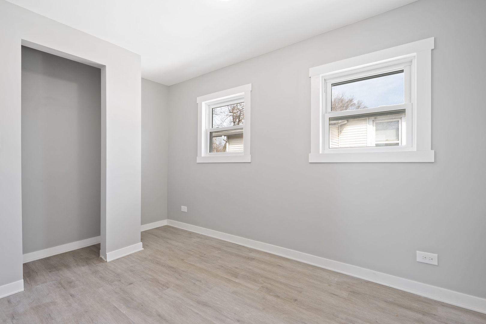 8048 South Avalon Avenue Chicago IL 60619