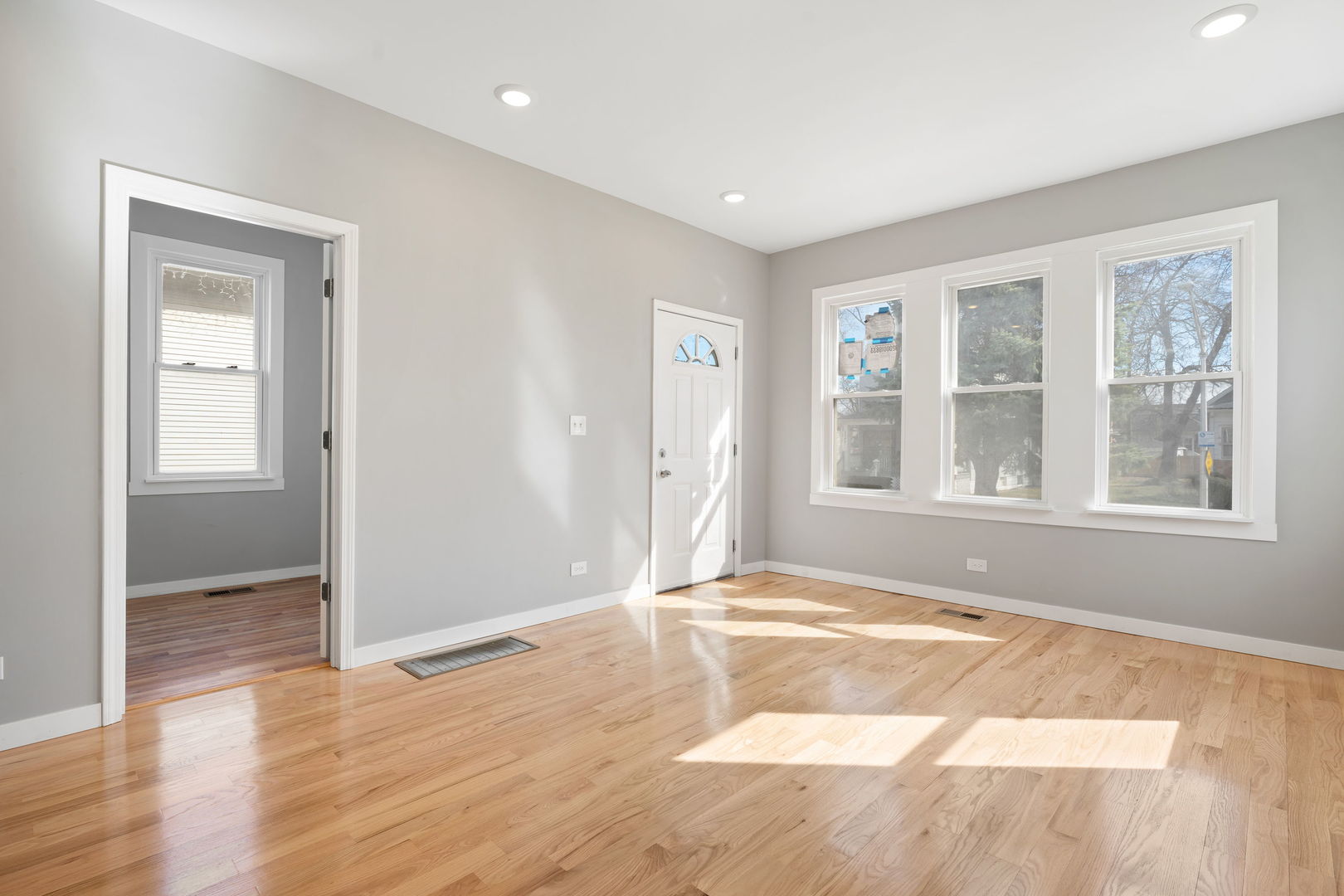 8048 South Avalon Avenue Chicago IL 60619