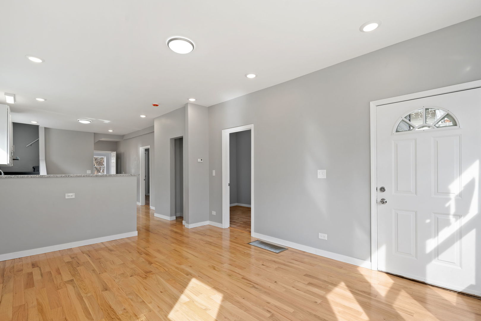 8048 South Avalon Avenue Chicago IL 60619