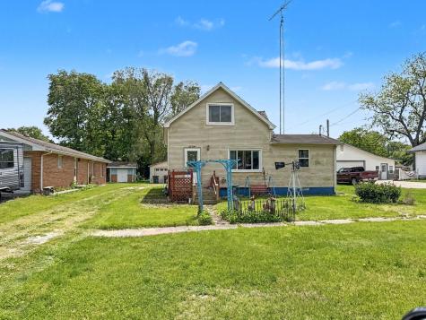 204 East Lake Street Ashkum IL 60911