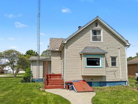204 East Lake Street Ashkum IL 60911