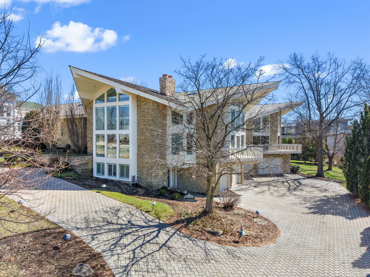 1916 Midwest Club Parkway Oak Brook IL 60523