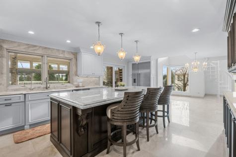 1916 Midwest Club Parkway Oak Brook IL 60523