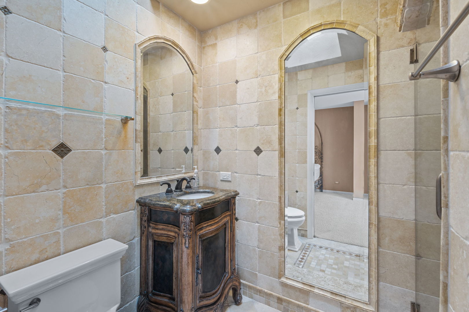 1916 Midwest Club Parkway Oak Brook IL 60523