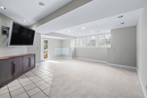 1916 Midwest Club Parkway Oak Brook IL 60523