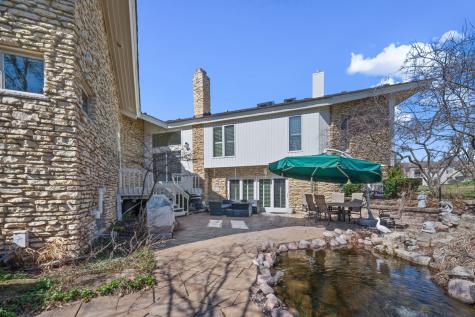 1916 Midwest Club Parkway Oak Brook IL 60523