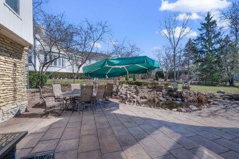 1916 Midwest Club Parkway Oak Brook IL 60523