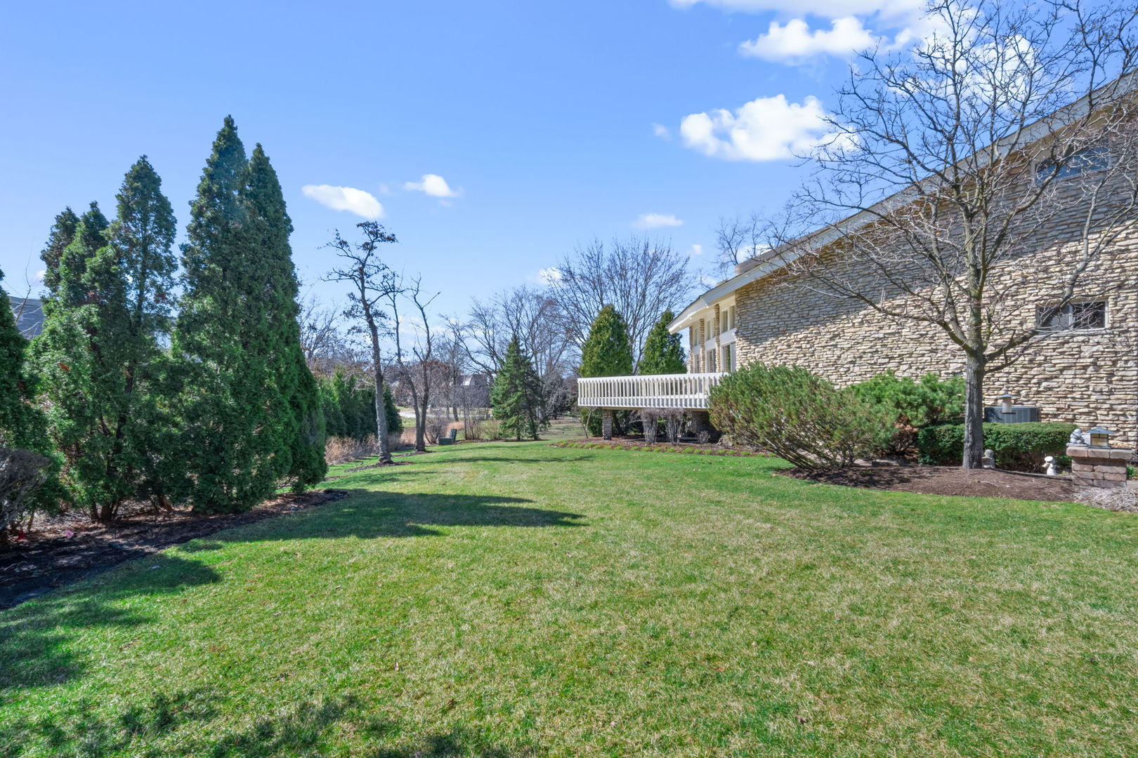 1916 Midwest Club Parkway Oak Brook IL 60523