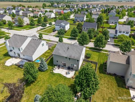 4429 Bickford Avenue Oswego IL 60543