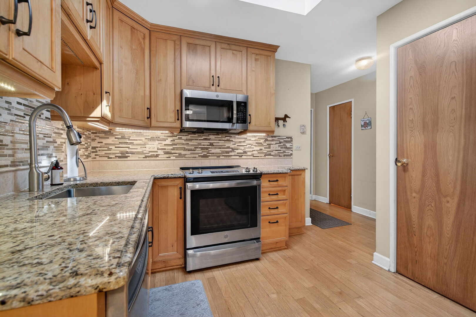 6 Charlestown Court Bolingbrook IL 60440