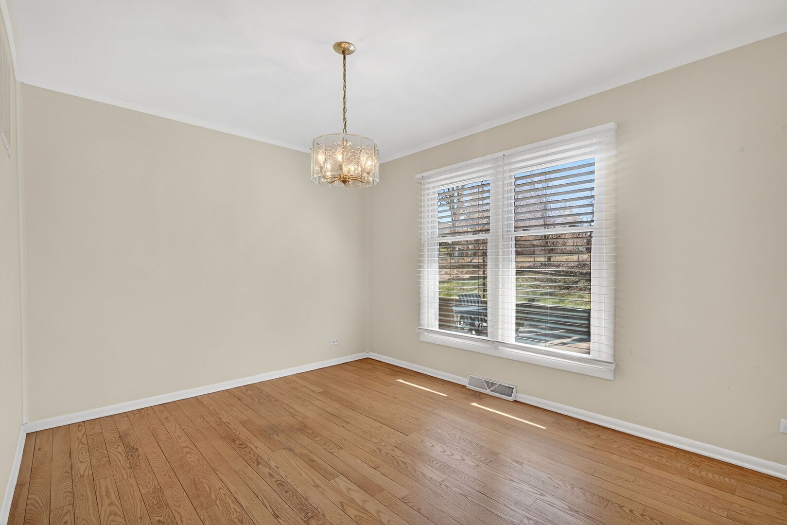 6 Charlestown Court Bolingbrook IL 60440