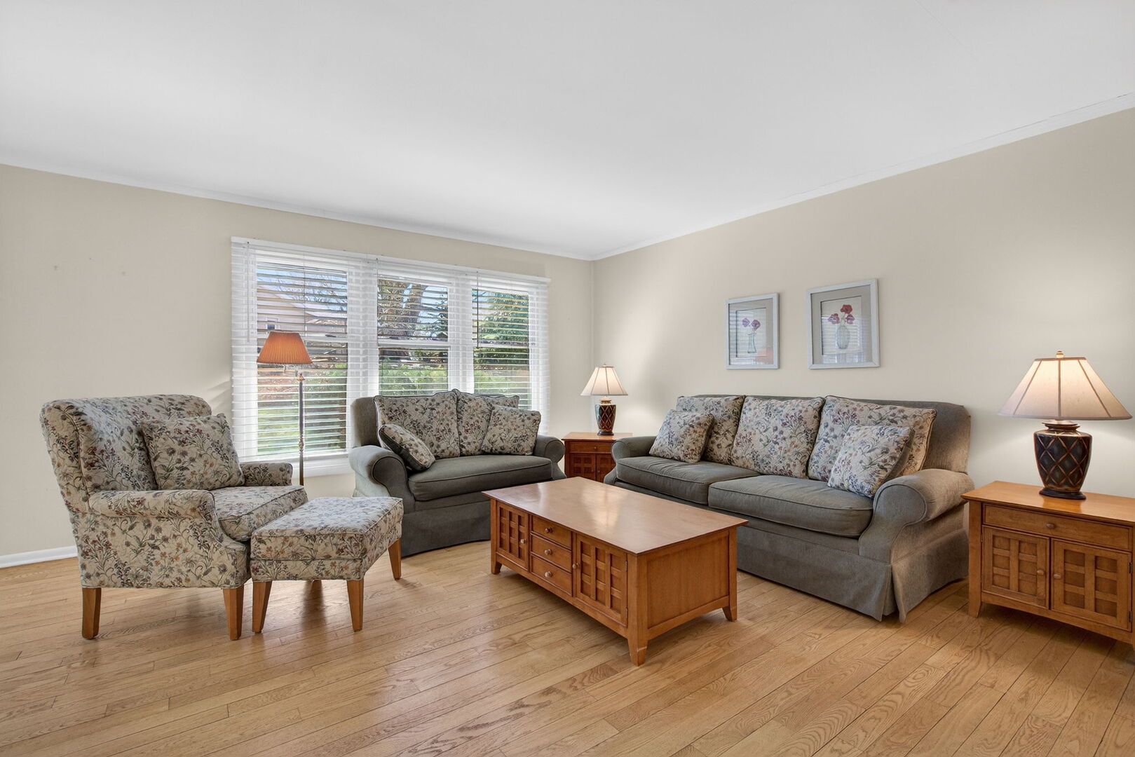 6 Charlestown Court Bolingbrook IL 60440