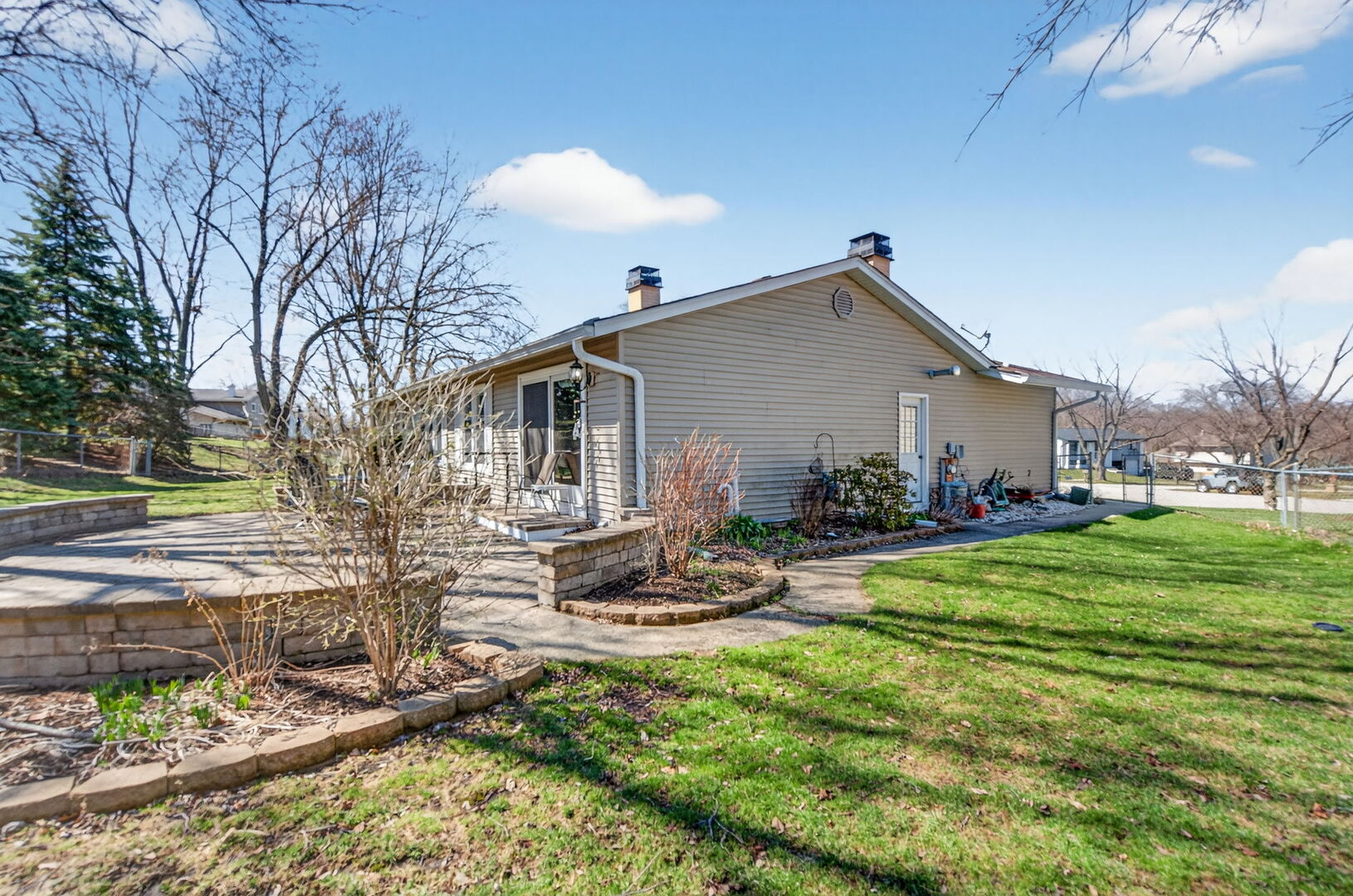 6 Charlestown Court Bolingbrook IL 60440