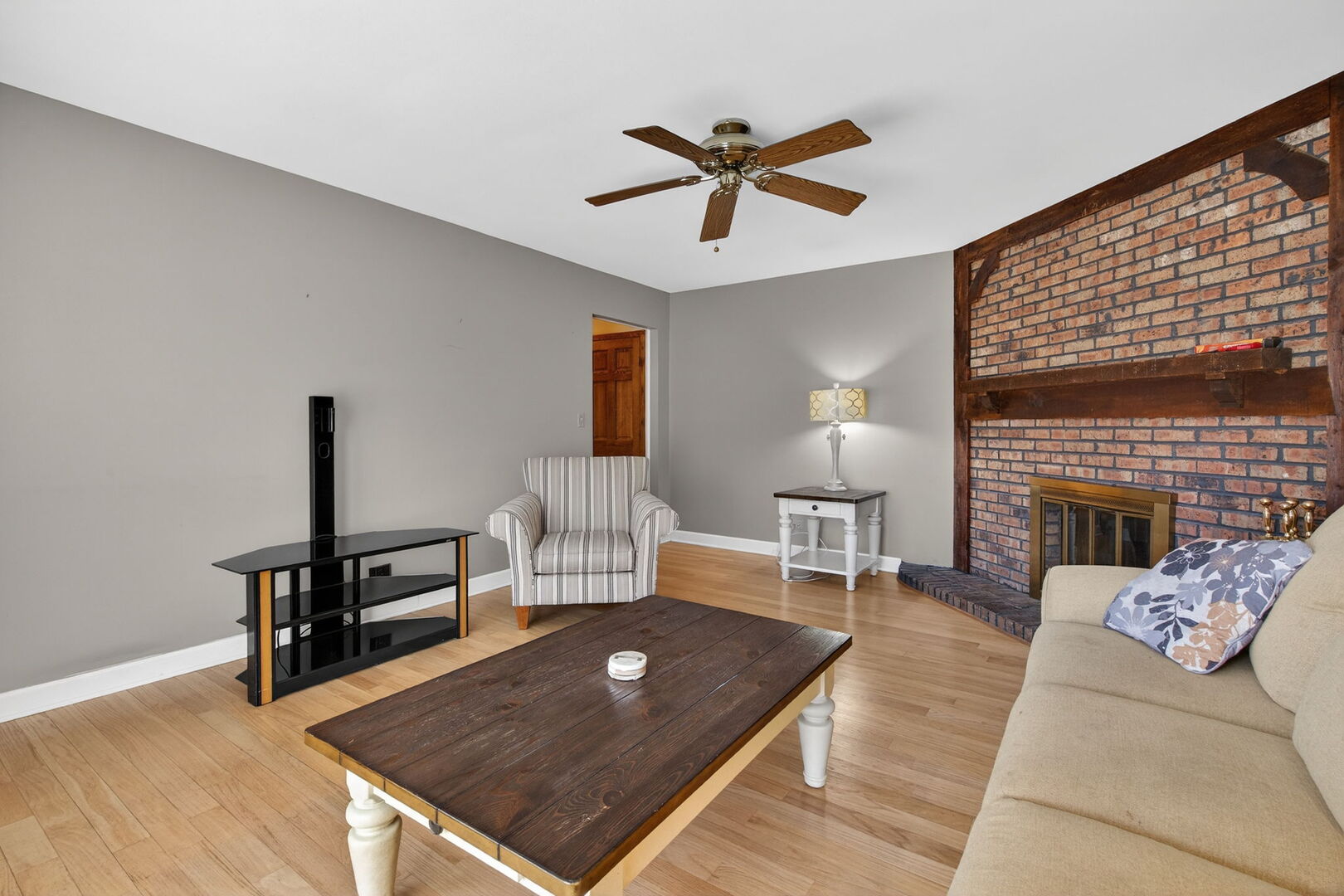 6 Charlestown Court Bolingbrook IL 60440