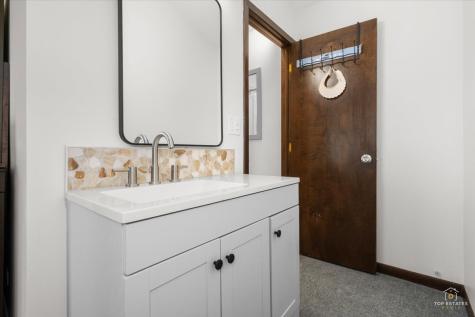 461 Grove Street Wood Dale IL 60191