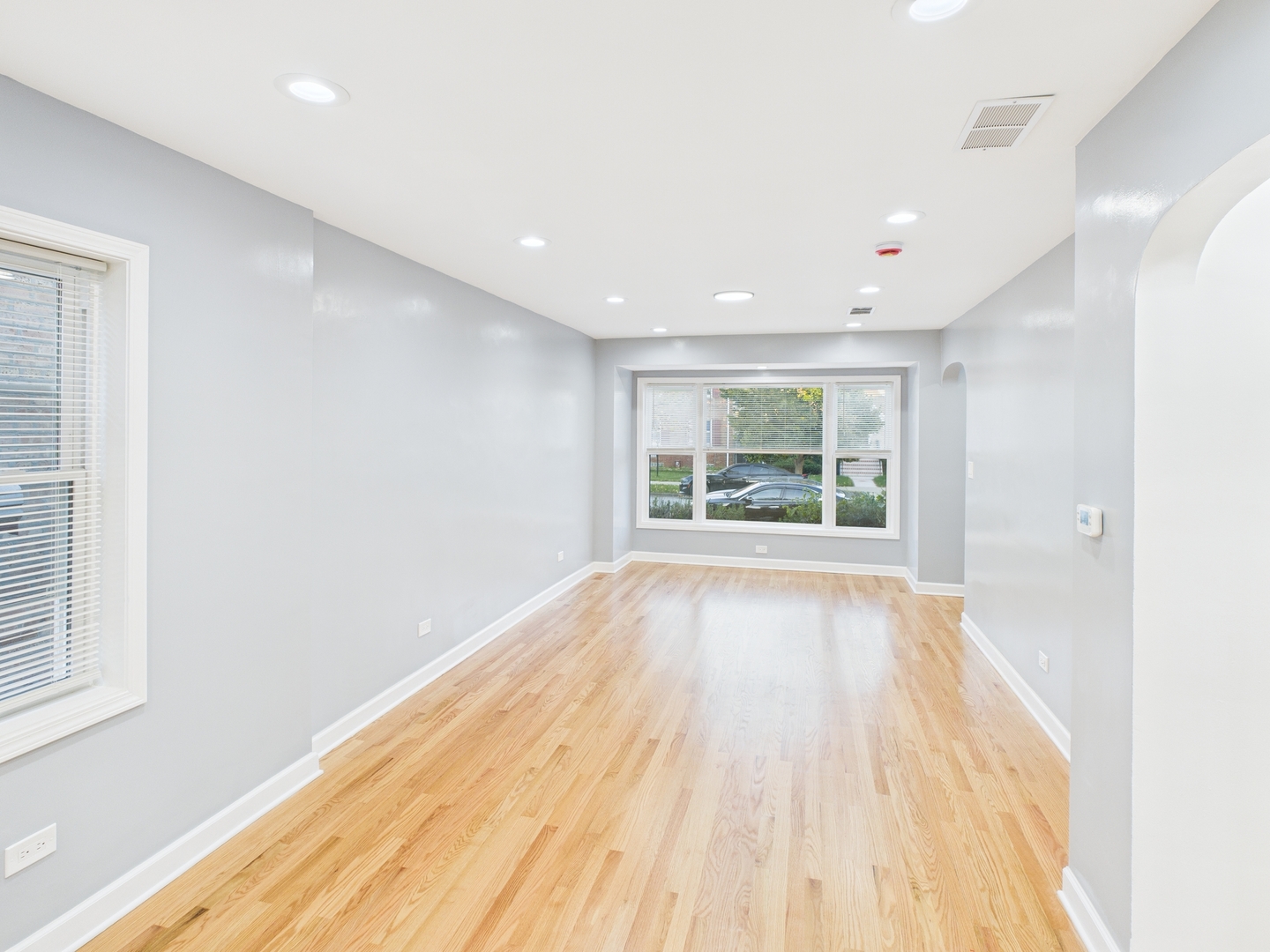 10036 South Saint Lawrence Avenue Chicago IL 60628