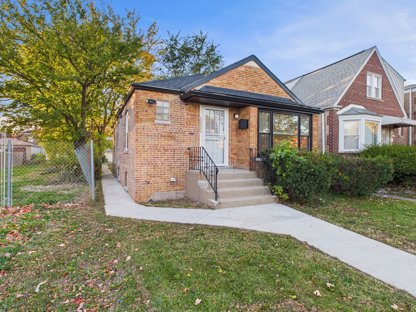 10036 South Saint Lawrence Avenue Chicago IL 60628