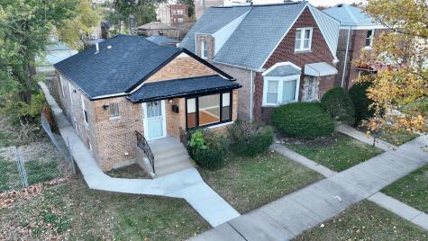 10036 South Saint Lawrence Avenue Chicago IL 60628