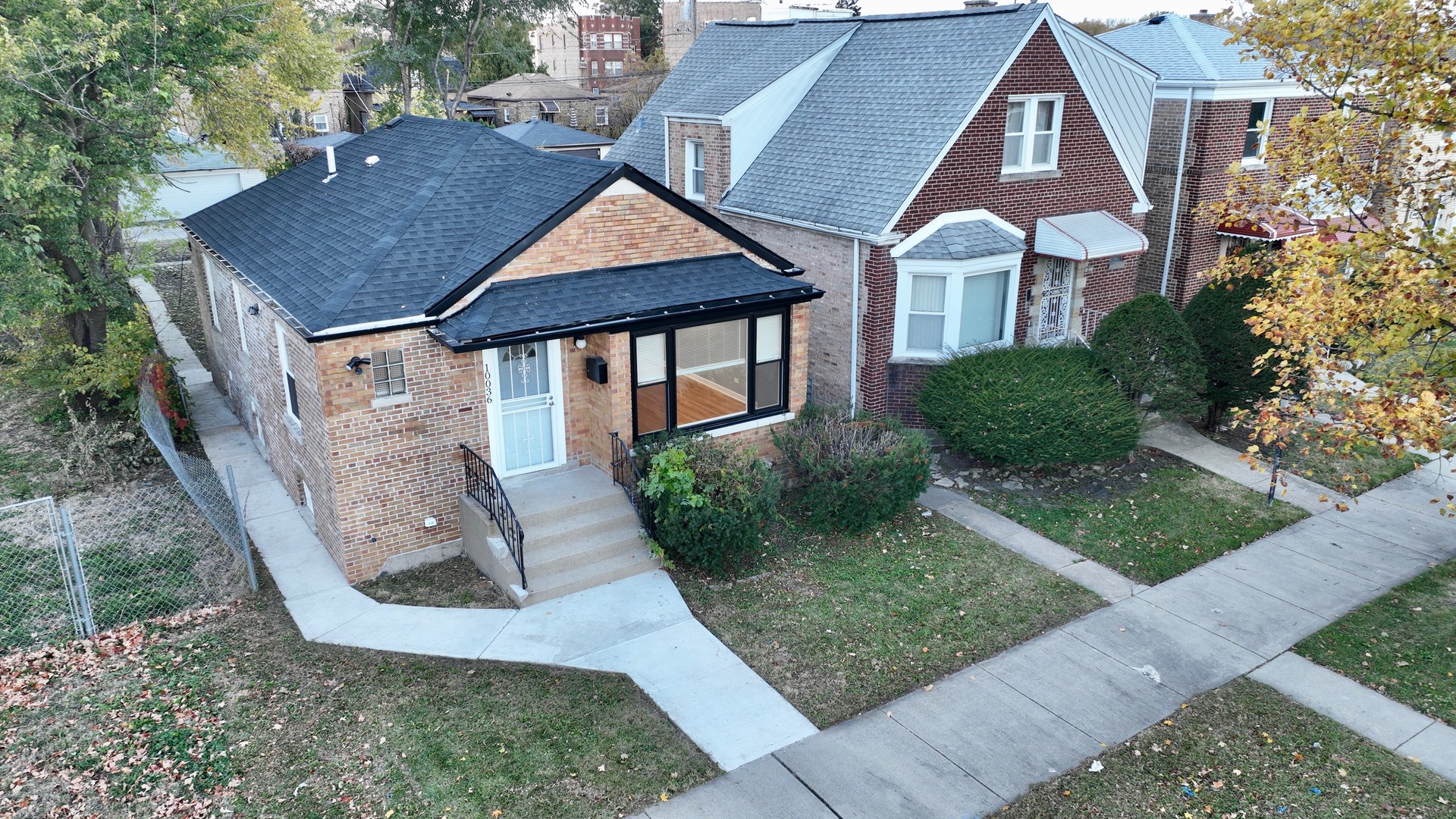 10036 South Saint Lawrence Avenue Chicago IL 60628