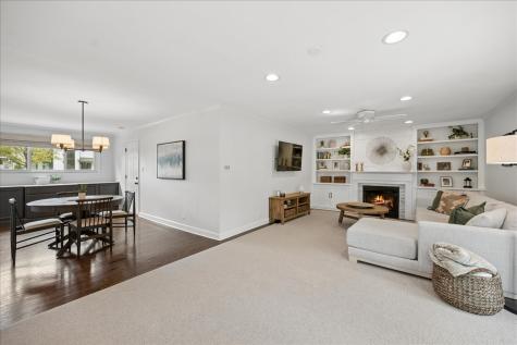1810 Culver Lane Glenview IL 60025