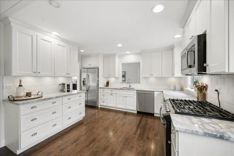 1810 Culver Lane Glenview IL 60025