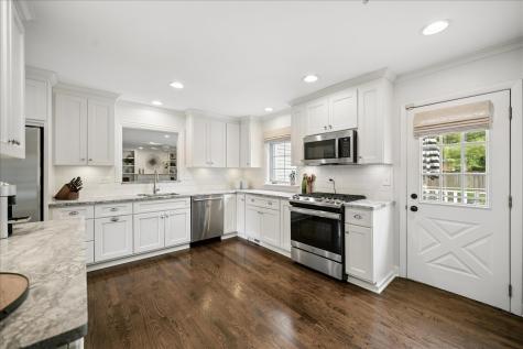 1810 Culver Lane Glenview IL 60025