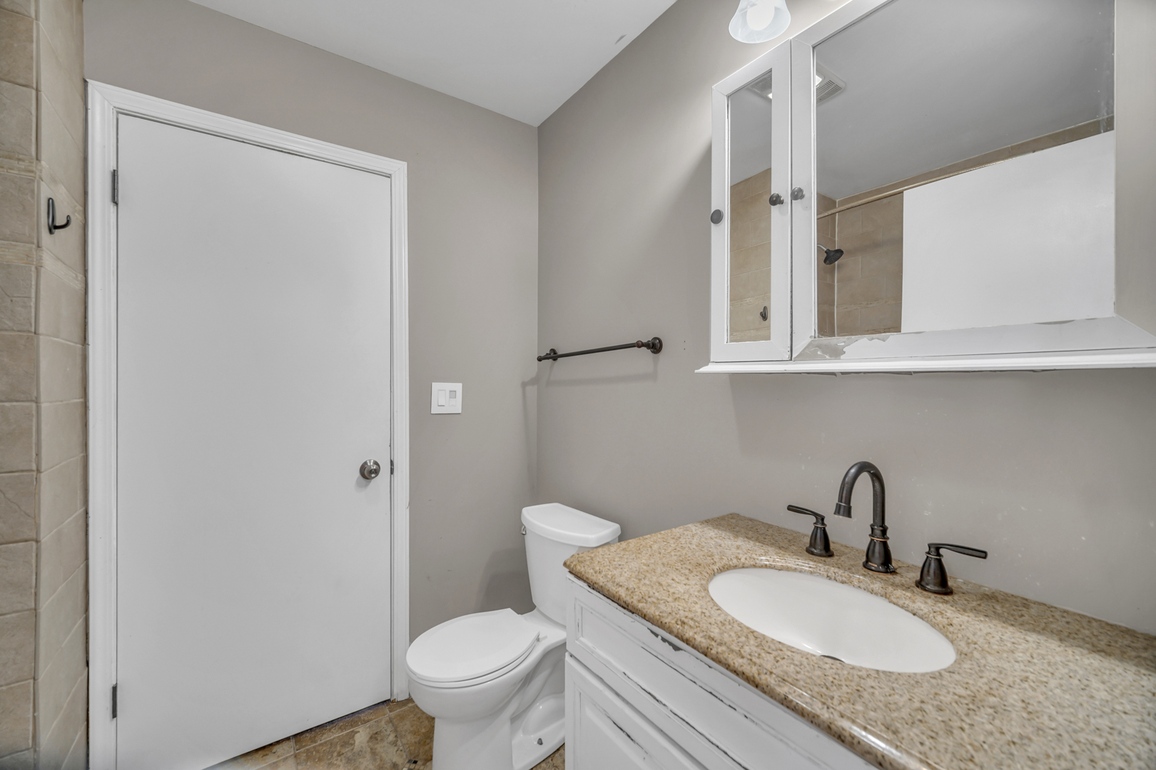 454 Esselen Court Carol Stream IL 60188
